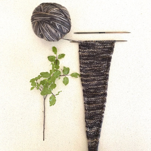 2022 : Sophie Scarf by PetiteKnit