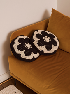 BOOK : Crochet Crush by Molla Mills