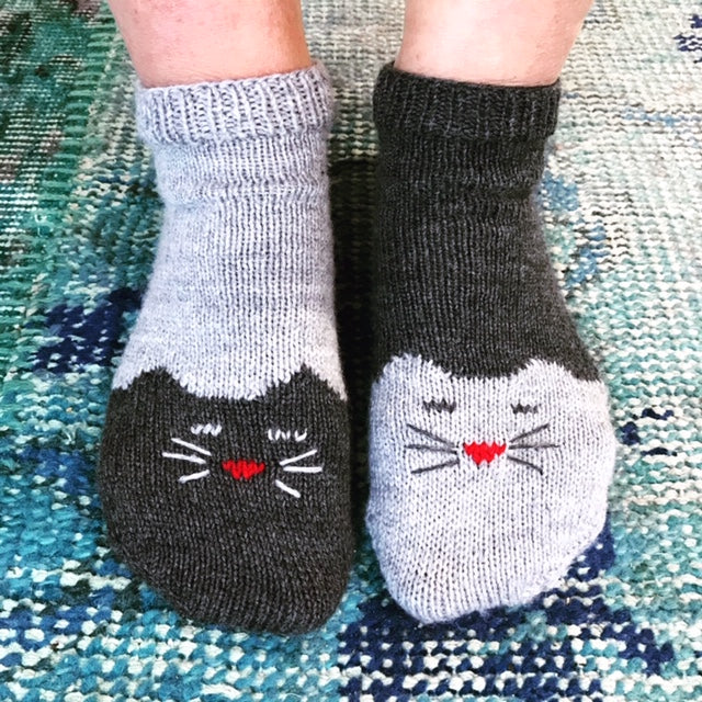 Kitty Ankle Socks : Super cute in Yin and Yang Style