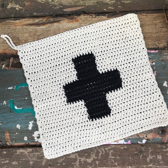 Swiss Cross crochet washcloth