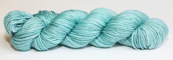 Fiori : Hand Dyed DK IV