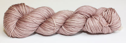 Fiori : Hand Dyed DK IV