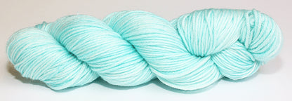 Fiori : Hand Dyed DK IV