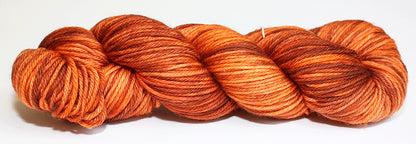 Fiori : Hand Dyed DK IV
