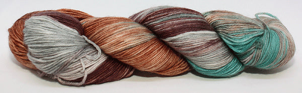 Fiori : Hand Dyed Sock Yarn