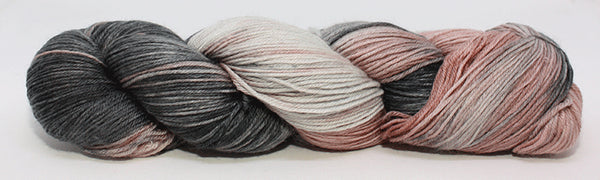 Fiori : Hand Dyed Sock Yarn