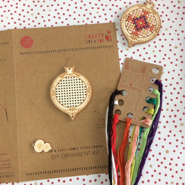 Plywood Christmas Bauble Kit