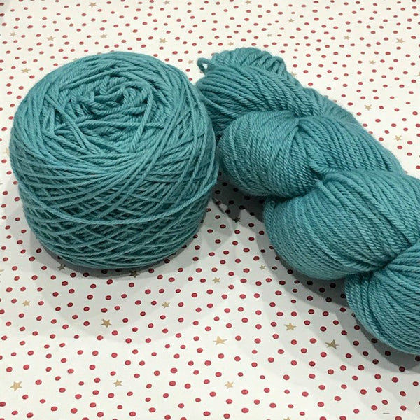 Cast off Collective : Hand Dyed Skeins