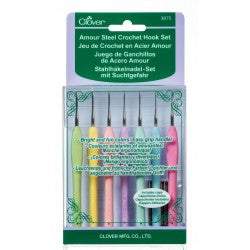 Clover Amour Crochet Hook Set