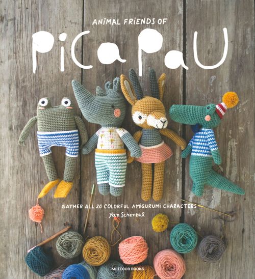 BOOK : Animal Friends of Pica Pau